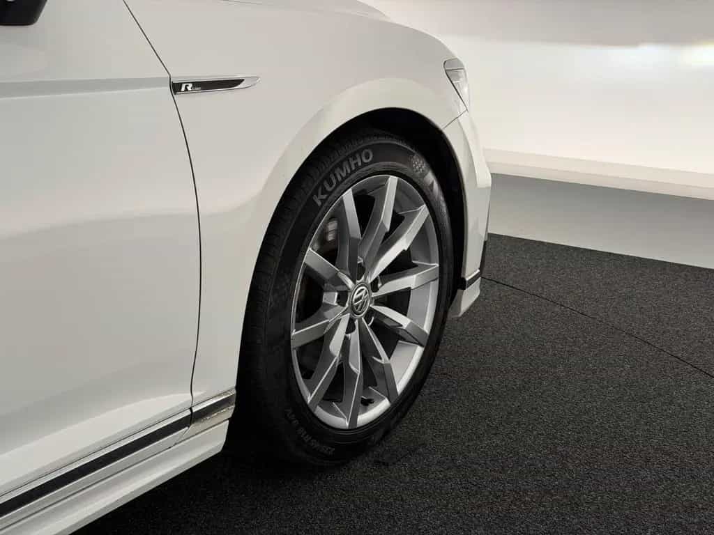 Volkswagen Passat Variant Passat Var. 2.0 TSI*ELEGANCE*R LINE-MAXTRIX-AHK 10/2019-photo-15