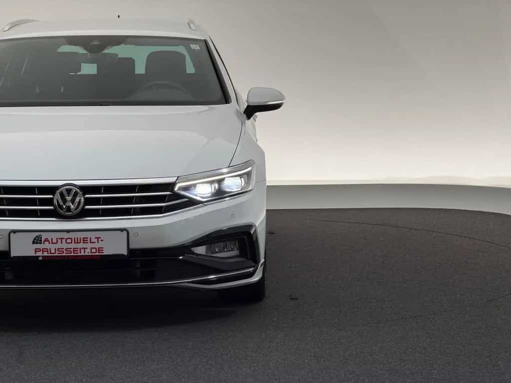 Volkswagen Passat Variant Passat Var. 2.0 TSI*ELEGANCE*R LINE-MAXTRIX-AHK 10/2019-photo-18