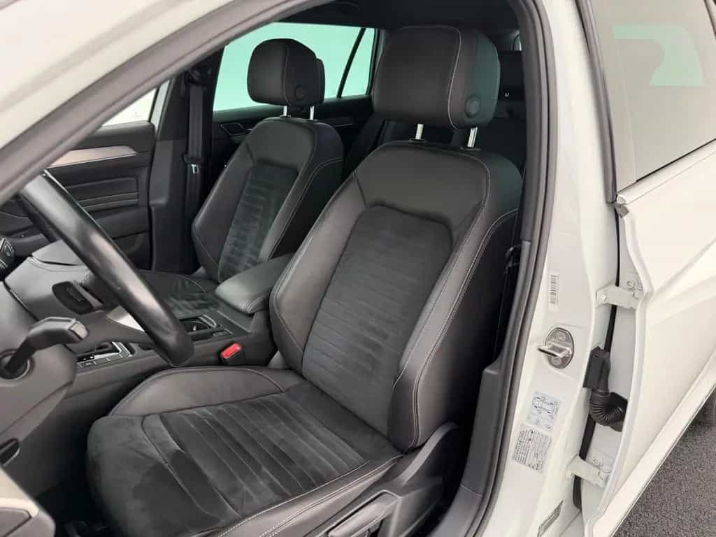 Volkswagen Passat Variant Passat Var. 2.0 TSI*ELEGANCE*R LINE-MAXTRIX-AHK 10/2019-photo-27
