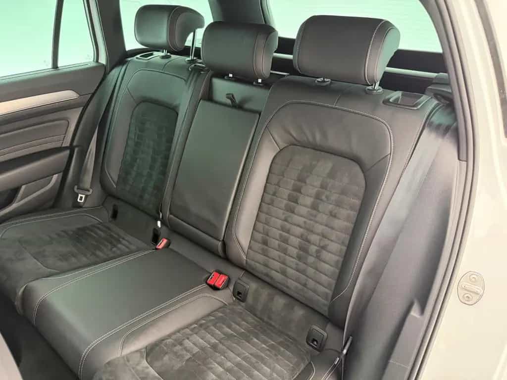 Volkswagen Passat Variant Passat Var. 2.0 TSI*ELEGANCE*R LINE-MAXTRIX-AHK 10/2019-photo-30