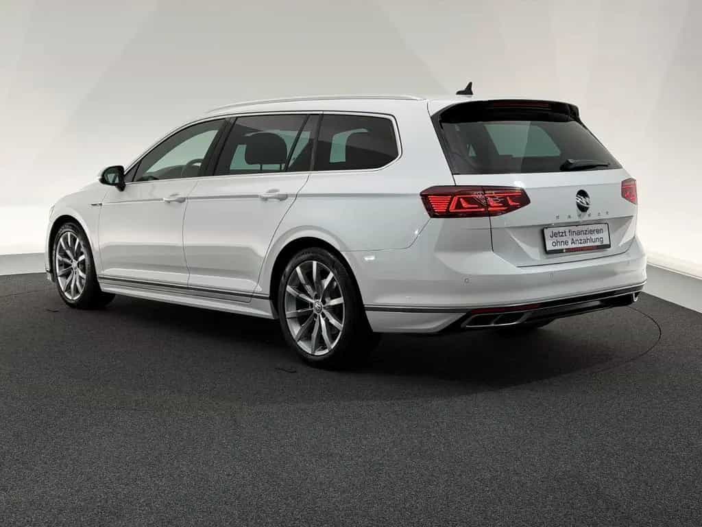 Volkswagen Passat Variant Passat Var. 2.0 TSI*ELEGANCE*R LINE-MAXTRIX-AHK 10/2019-photo-4