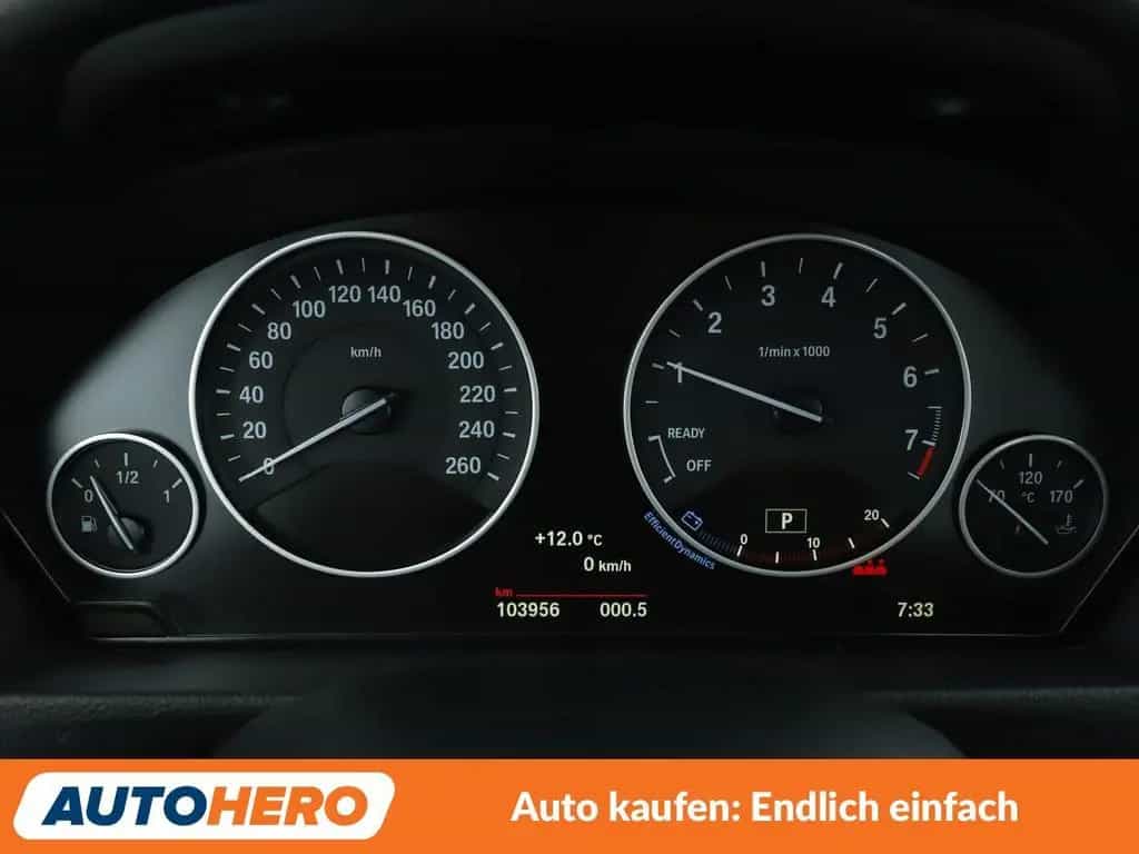 BMW 3 Series 320i Advantage Aut.*NAVI*LED*TEMPO*PDC*SHZ* 04/2018-photo-19
