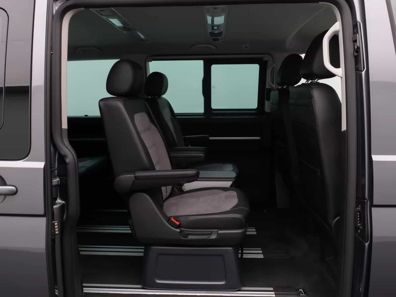 Volkswagen Transporter Multivan 03/2021-photo-20
