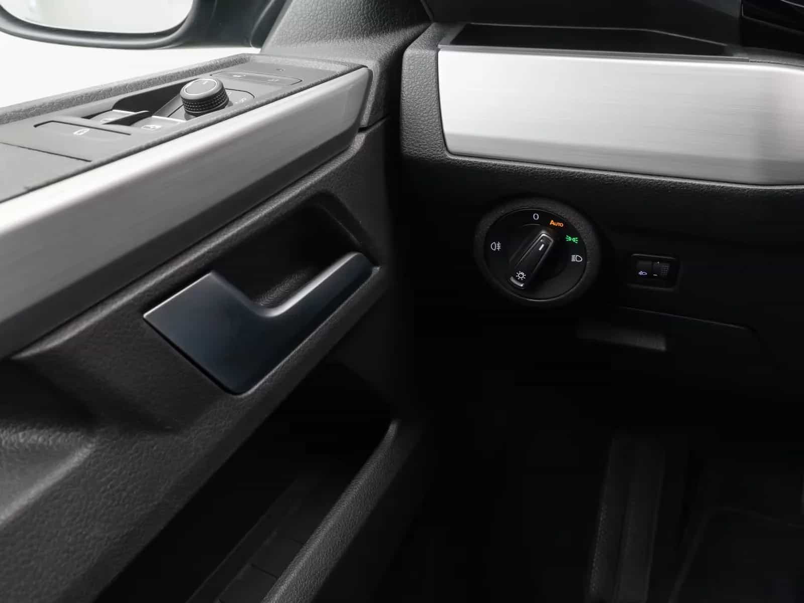 Volkswagen Transporter Multivan 03/2021-photo-26
