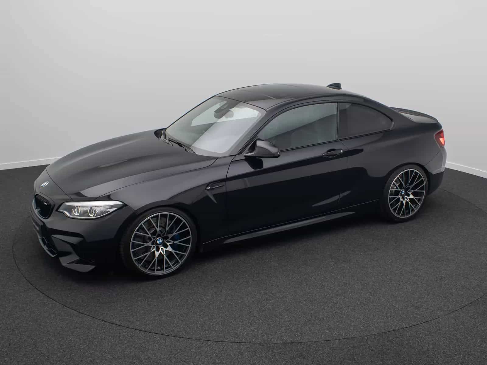 BMW M2 09/2020-photo-11