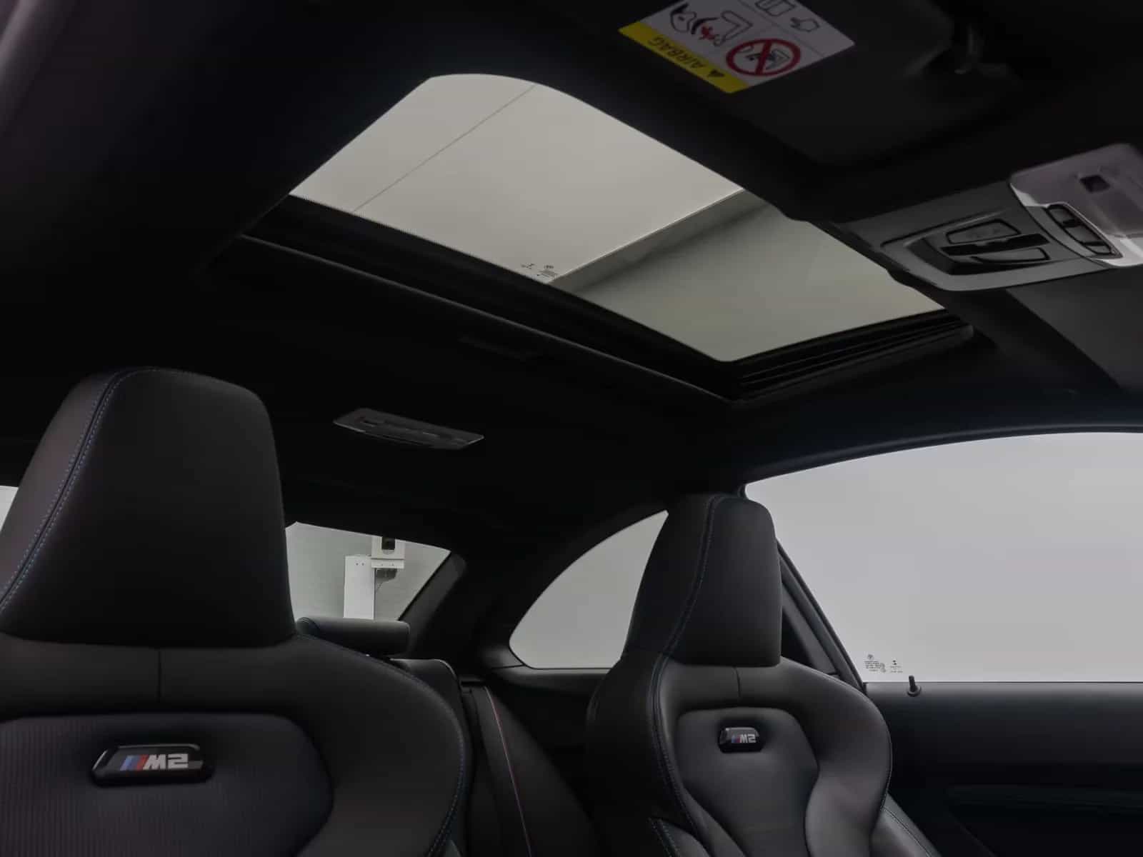 BMW M2 09/2020-photo-24