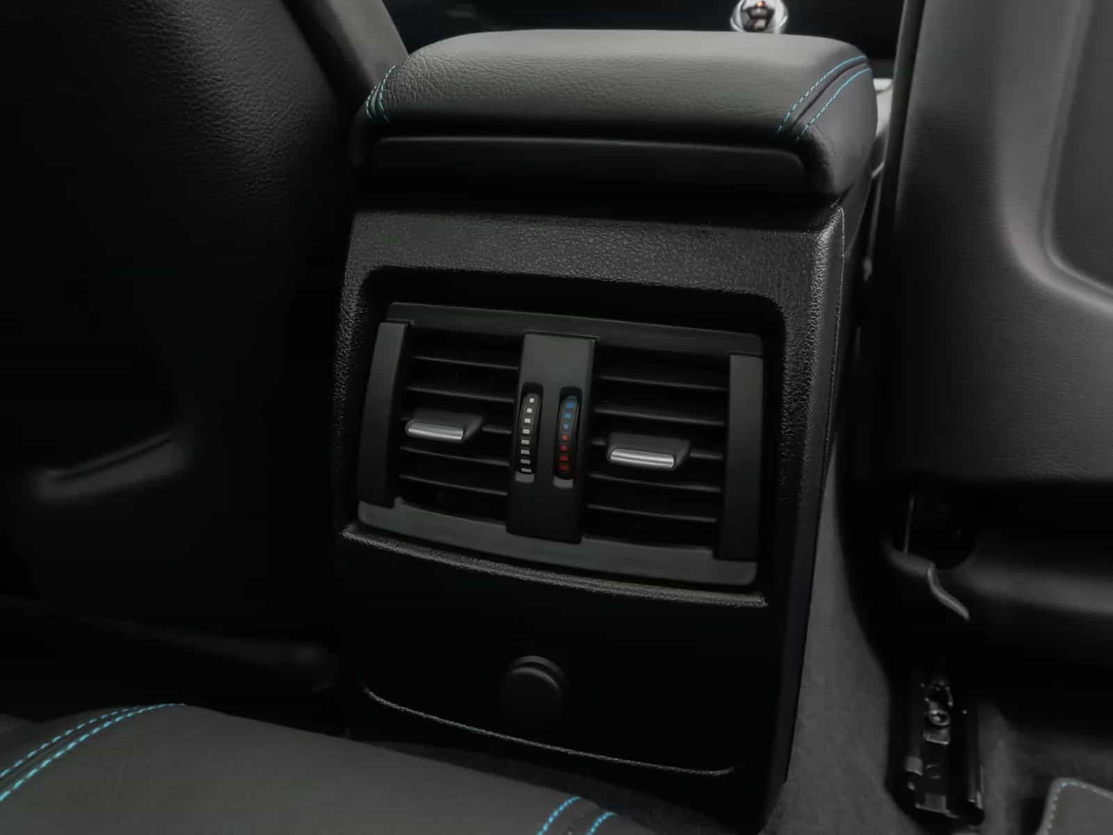 BMW M2 09/2020-photo-26