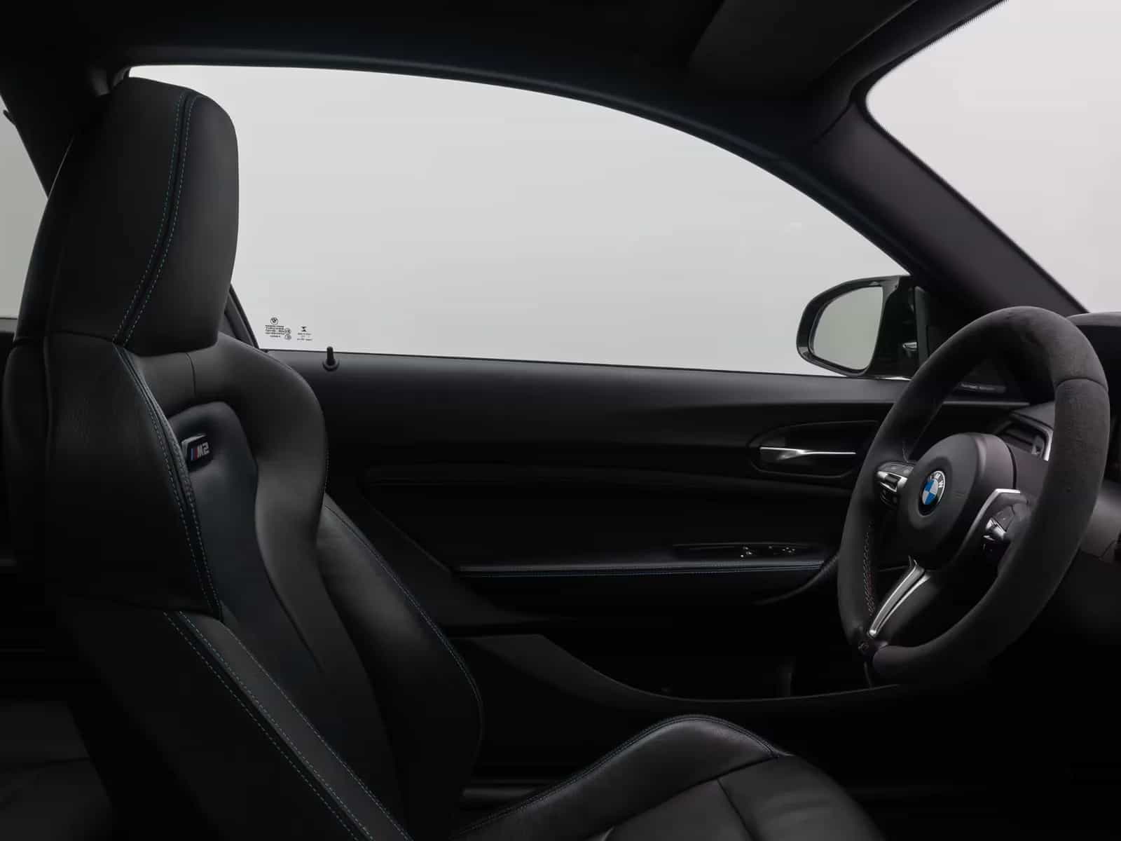 BMW M2 09/2020-photo-33