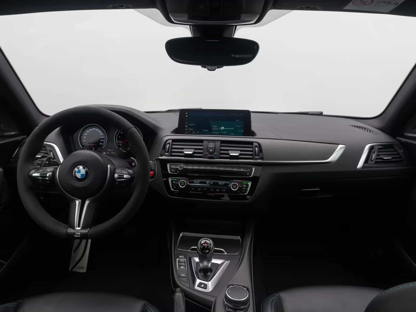 BMW M2 09/2020-photo-36