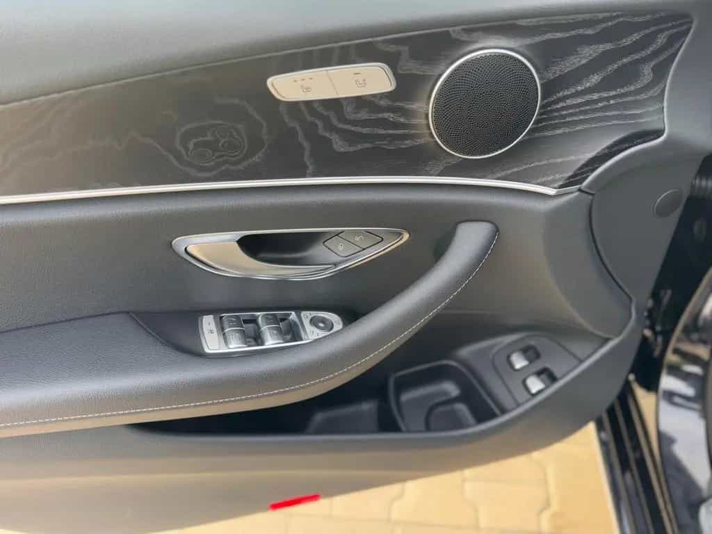 Mercedes-Benz E-Class 200 T*9-G*LED*NAVI*RFK* 07/2017-photo-12