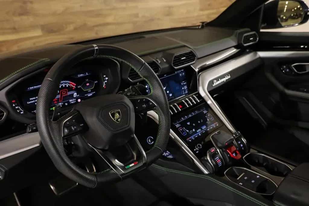 Lamborghini Urus 4.0 V8 4-Zits|Keramisch|Massage|B&O Adv|Pan 01/2020-photo-2