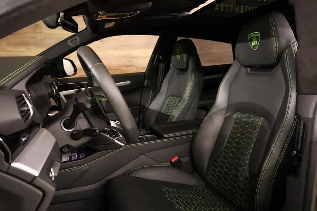 Lamborghini Urus 4.0 V8 4-Zits|Keramisch|Massage|B&O Adv|Pan 01/2020-photo-6