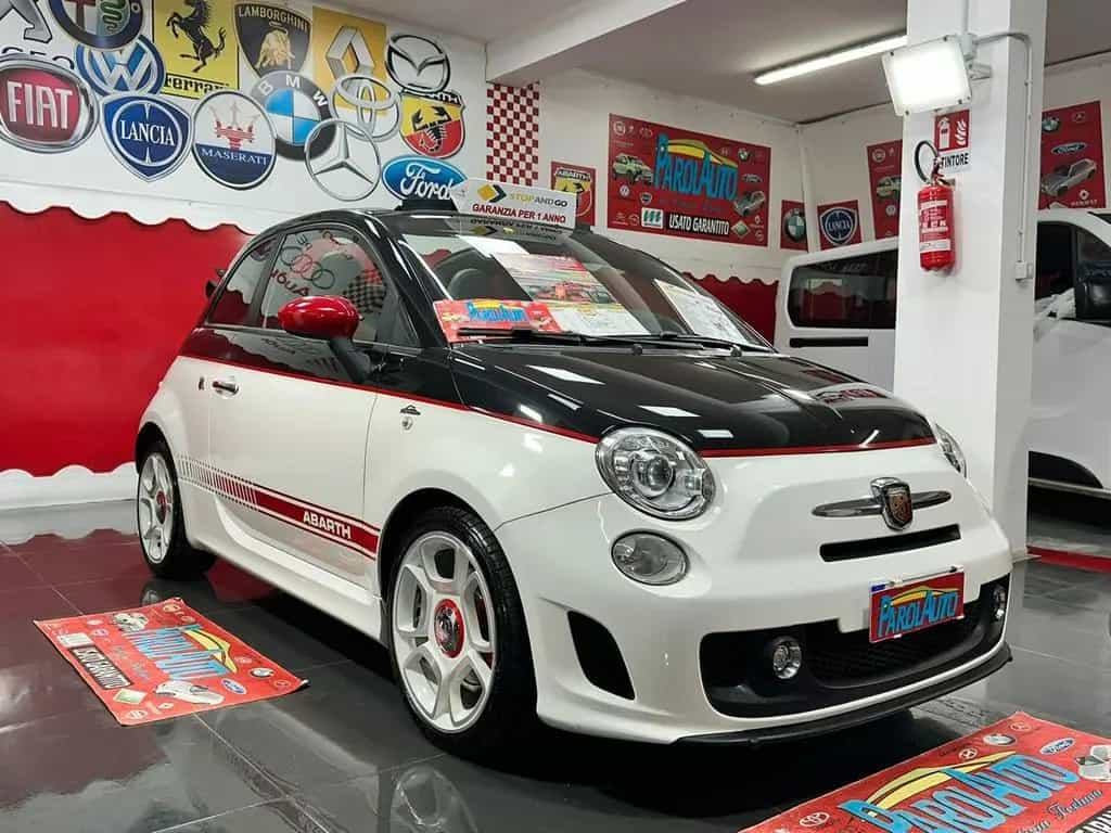Abarth 500 C 1.4 Turbo T-Jet MTA 140cv - 2011 10/2011-photo-2