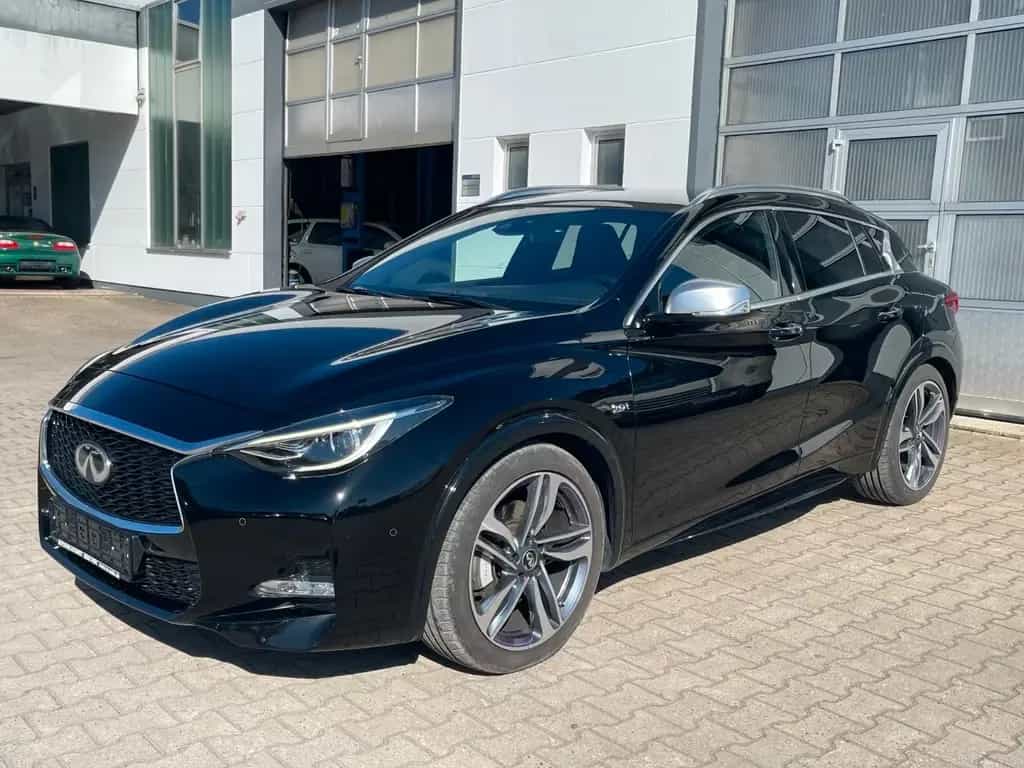 Infiniti Q30 2.0T AWD Sport/AHK/LED/360°/NAVI/SHZ/BOSE 03/2017-photo-0
