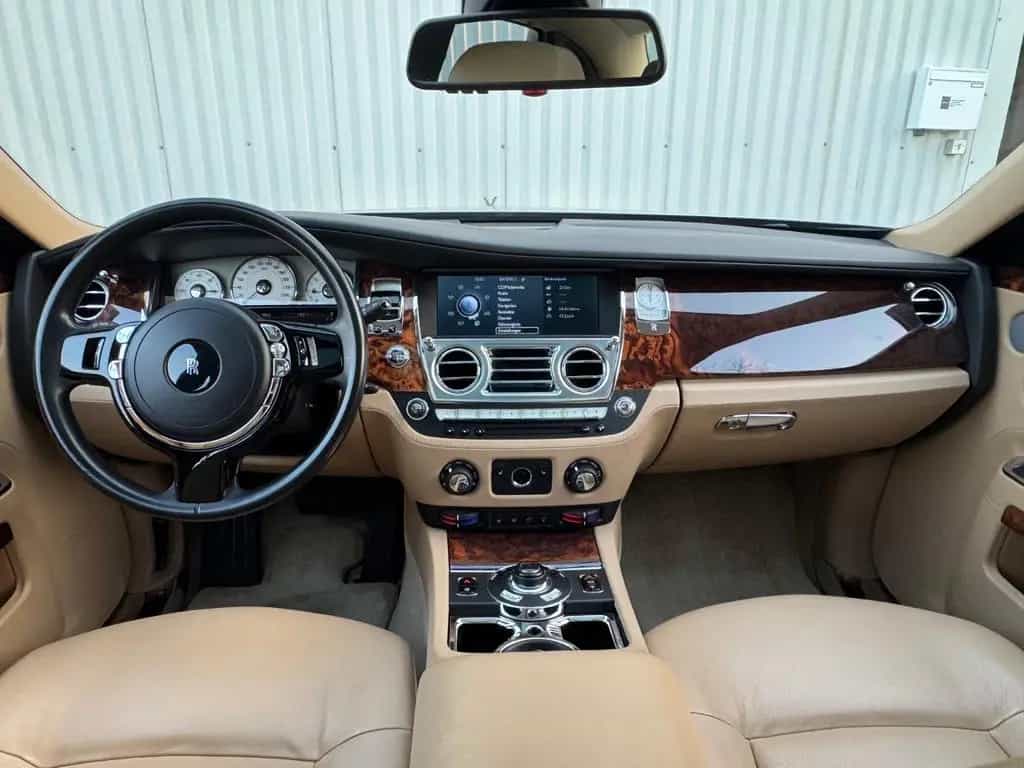 Rolls-Royce Ghost 01/2011-photo-30