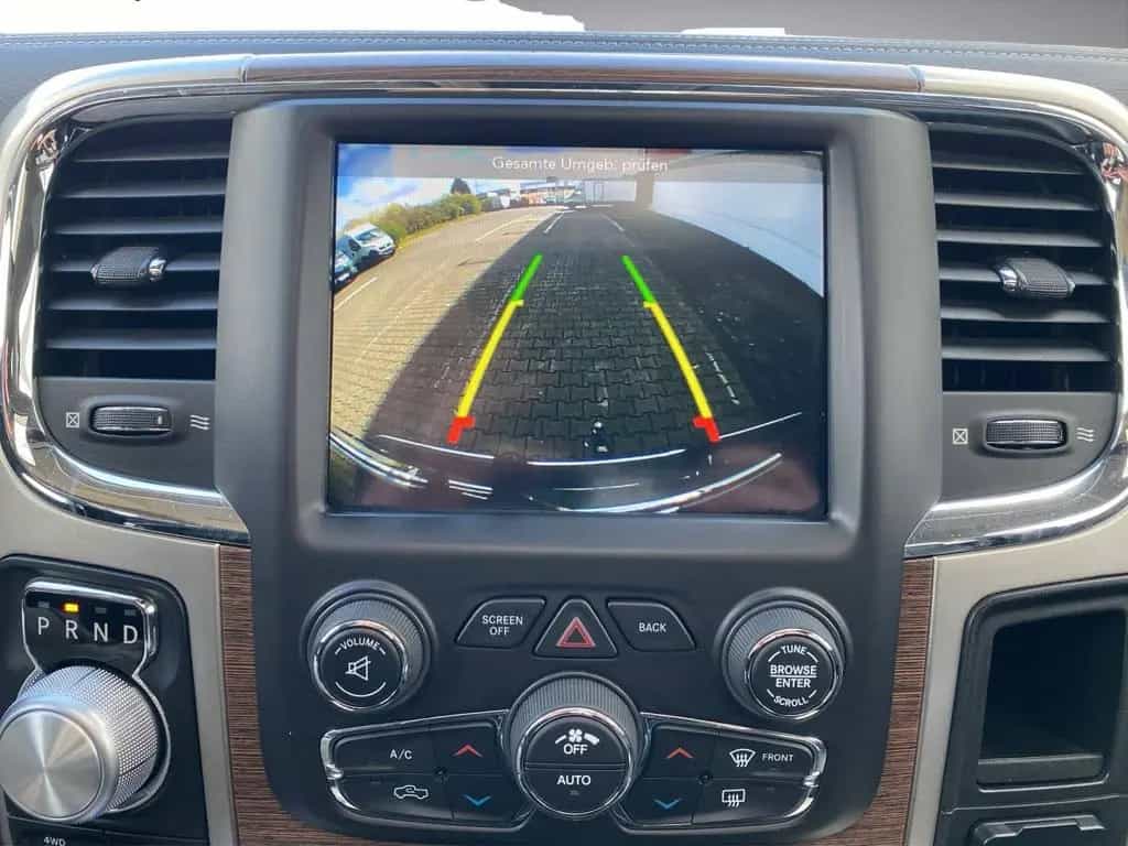 Dodge Ram 1500 Laramie Classic Crew Cab 12/2019-photo-15