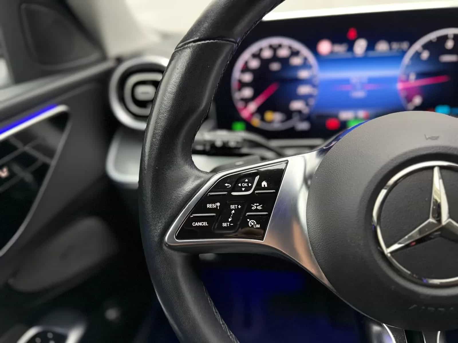 Mercedes-Benz C-Class 220 11/2022-photo-21