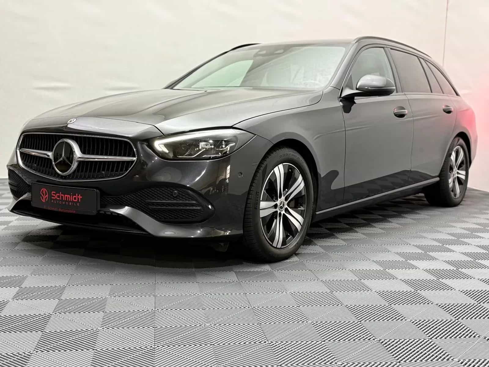 Mercedes-Benz C-Class 220 11/2022-photo-3