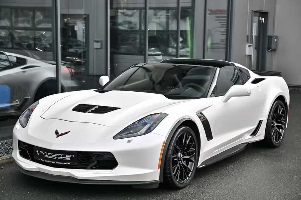 Corvette C7 Z06 3LZ C7 Targa 6.2 V8 Aut. *Schalensitze* 08/2019-photo-1