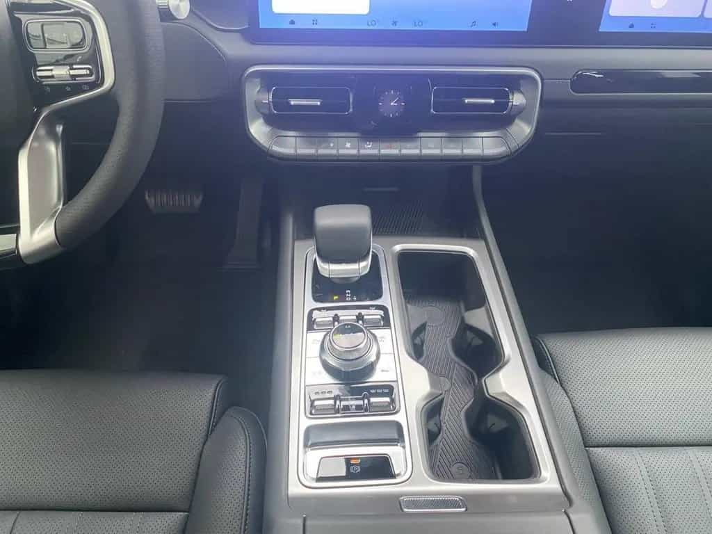 BAIC BJ40 2.0T 4WD 8 Gang AT 360-Cam Pano null-photo-14