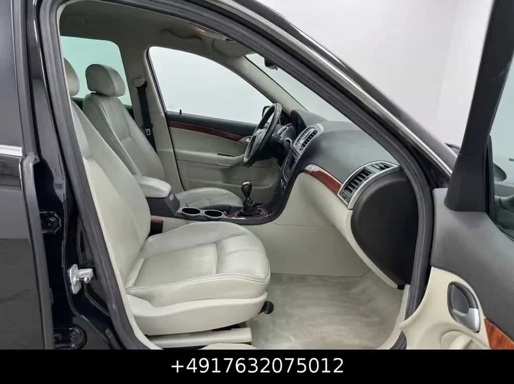 Cadillac BLS 2.0T Elegance Wagon BOSE Navi AHK TÜV12/2026 08/2009-photo-15