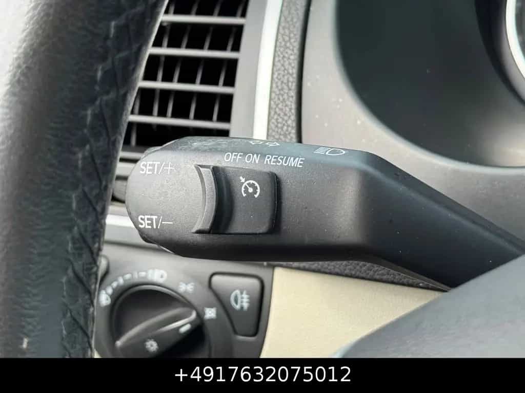 Cadillac BLS 2.0T Elegance Wagon BOSE Navi AHK TÜV12/2026 08/2009-photo-21