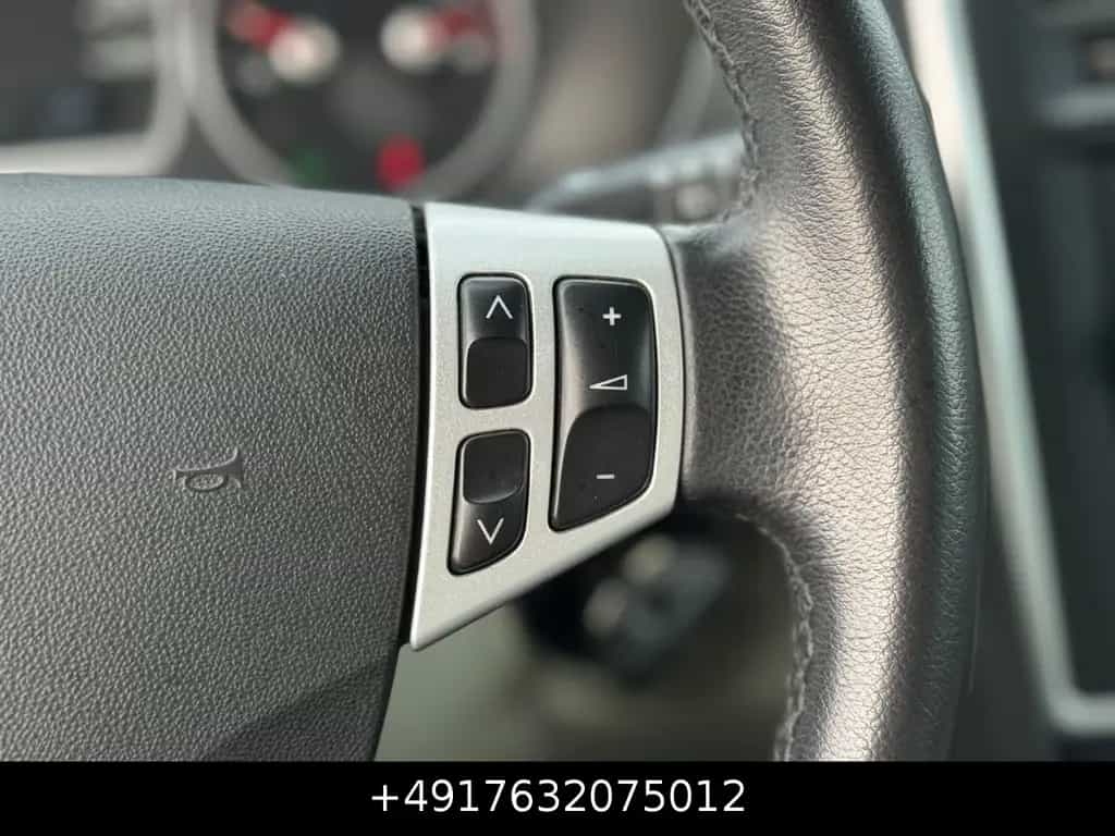 Cadillac BLS 2.0T Elegance Wagon BOSE Navi AHK TÜV12/2026 08/2009-photo-23