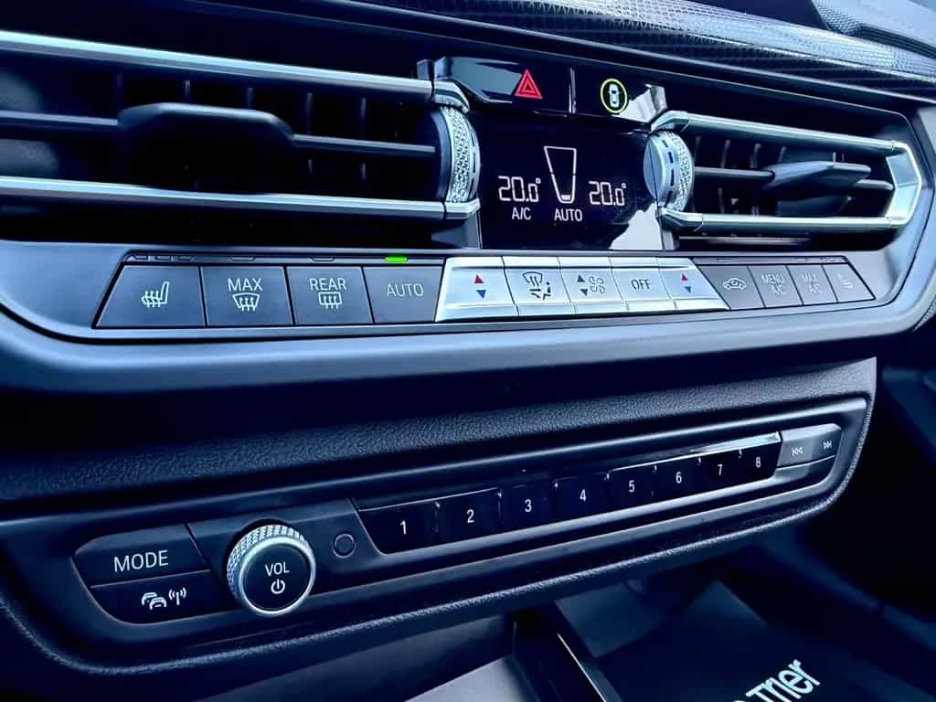 BMW 1 Series d M Sport Paket /PANO/LED/CAM/GARANTIE/ 03/2020-photo-13