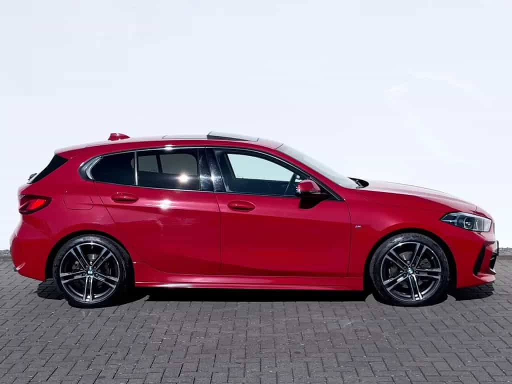 BMW 1 Series d M Sport Paket /PANO/LED/CAM/GARANTIE/ 03/2020-photo-2