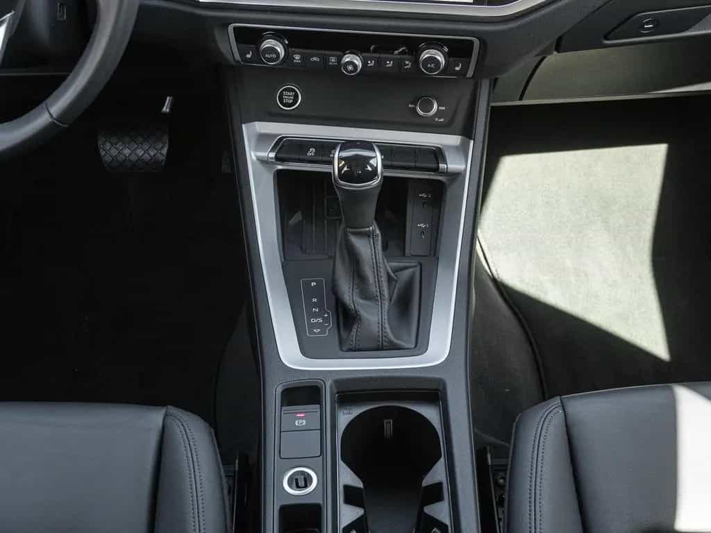 Audi Q3 SUV advanced 40 TFSI quattro S tronic Pano Vi 02/2023-photo-14