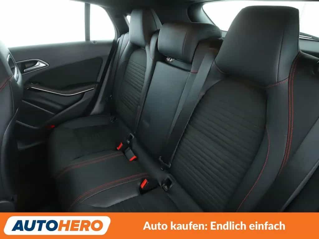 Mercedes-Benz CLA 250 Shooting Brake 4 AMG Line Aut.*LED*NAVI* 12/2016-photo-13