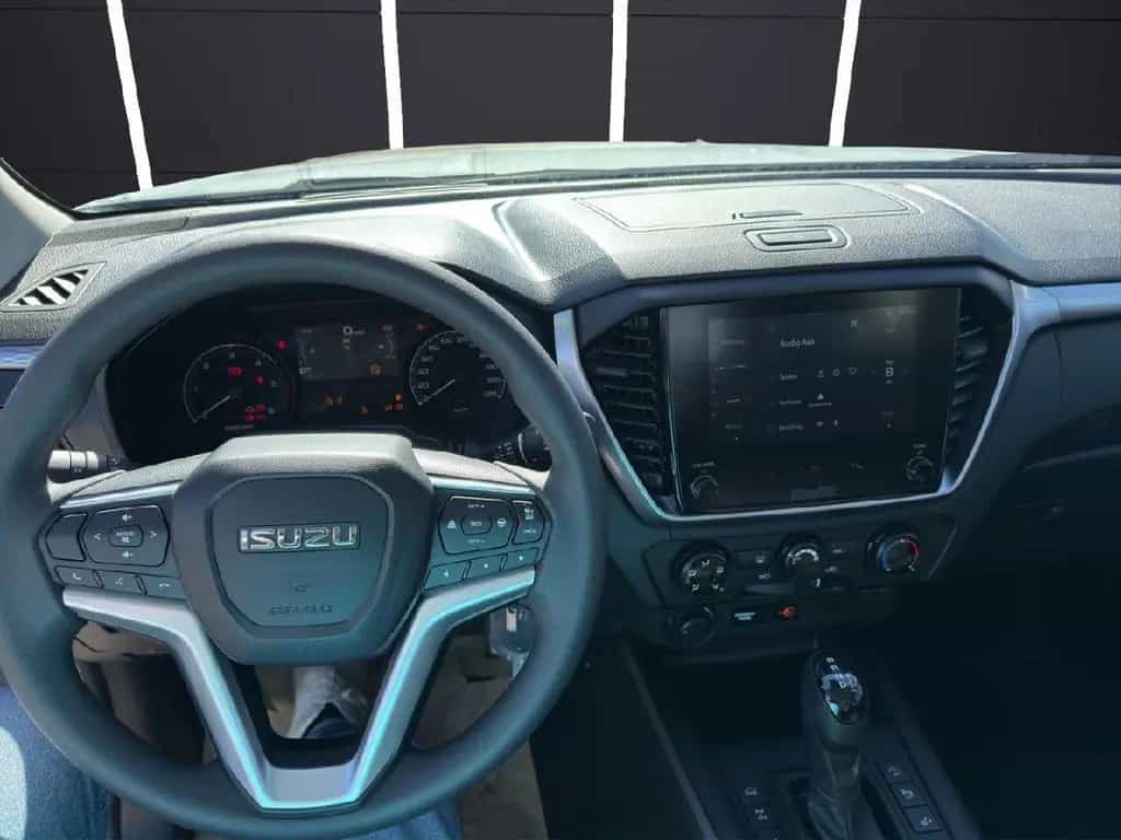 Isuzu D-Max Space Cab 4WD LS null-photo-11