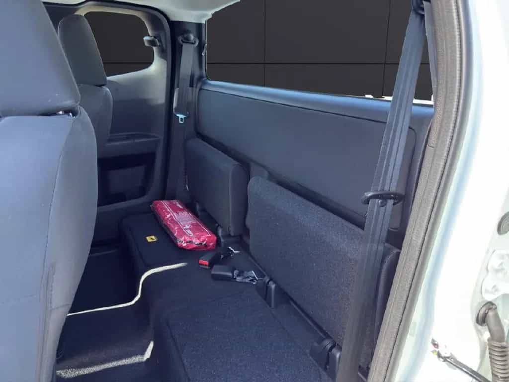 Isuzu D-Max Space Cab 4WD LS null-photo-13
