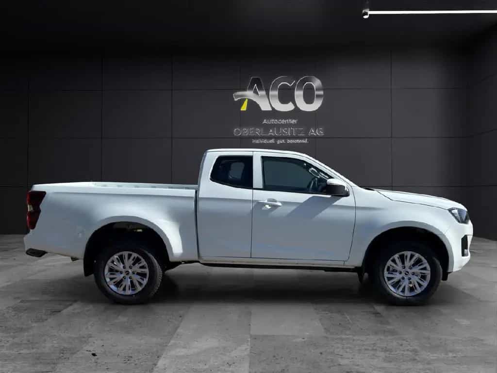 Isuzu D-Max Space Cab 4WD LS null-photo-5