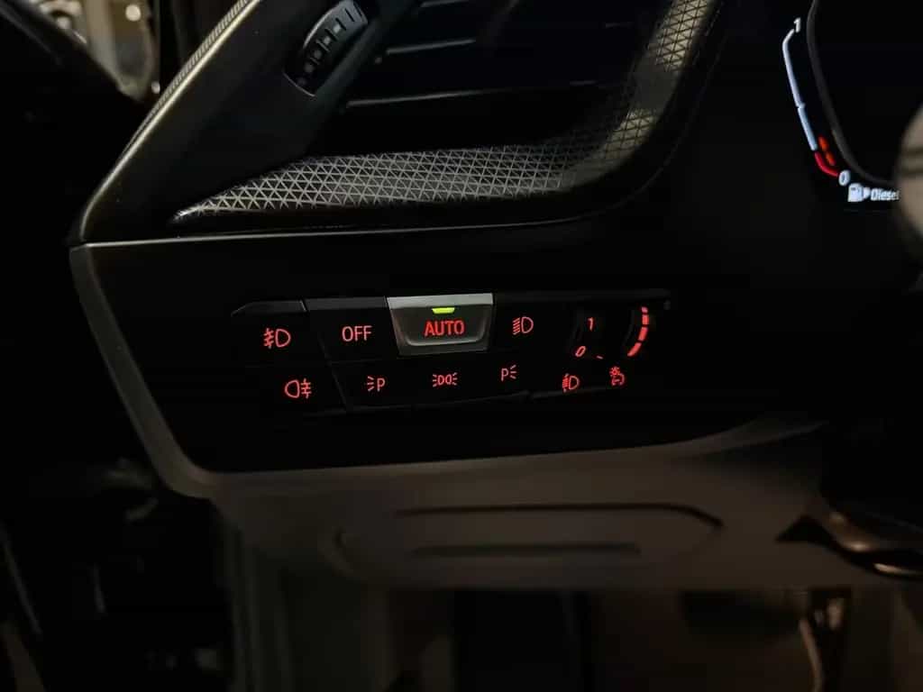 BMW 118 d Luxury Line *LED*NAVI* 02/2021-photo-14