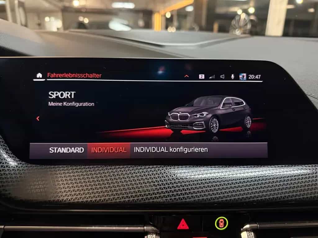 BMW 118 d Luxury Line *LED*NAVI* 02/2021-photo-29