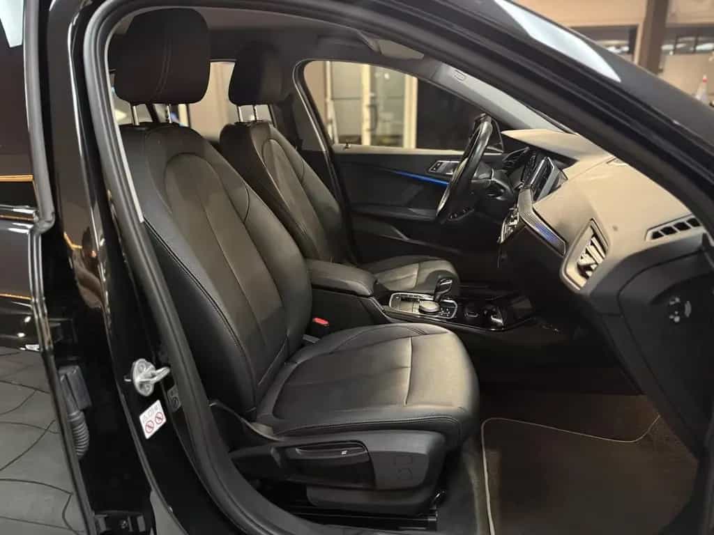 BMW 118 d Luxury Line *LED*NAVI* 02/2021-photo-37