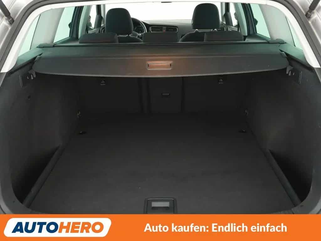 Volkswagen Golf VII 1.4 TSI Sound*ACC*PDC*SHZ* 04/2018-photo-16