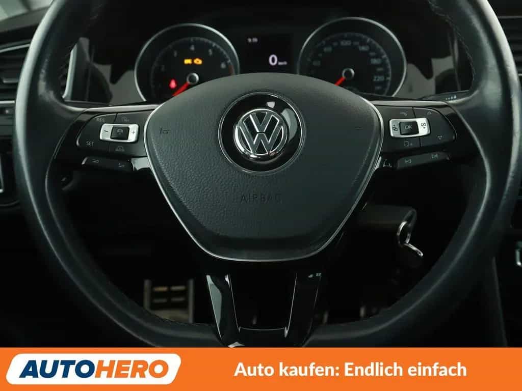 Volkswagen Golf VII 1.4 TSI Sound*ACC*PDC*SHZ* 04/2018-photo-17