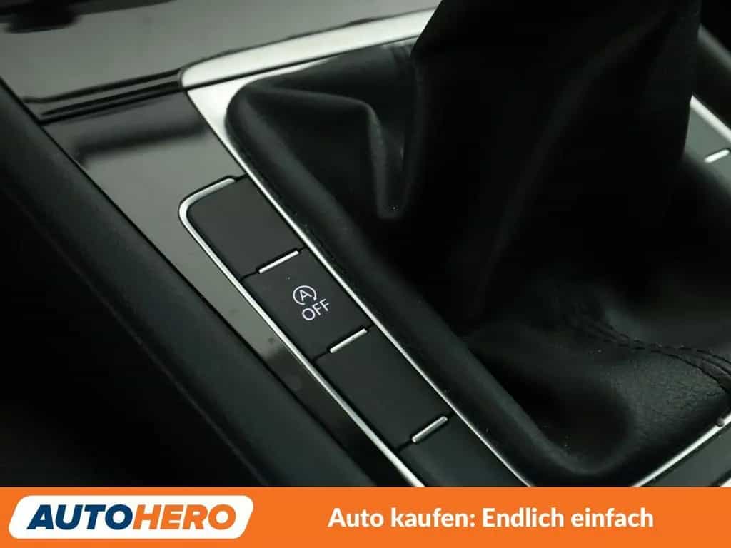 Volkswagen Golf VII 1.4 TSI Sound*ACC*PDC*SHZ* 04/2018-photo-23