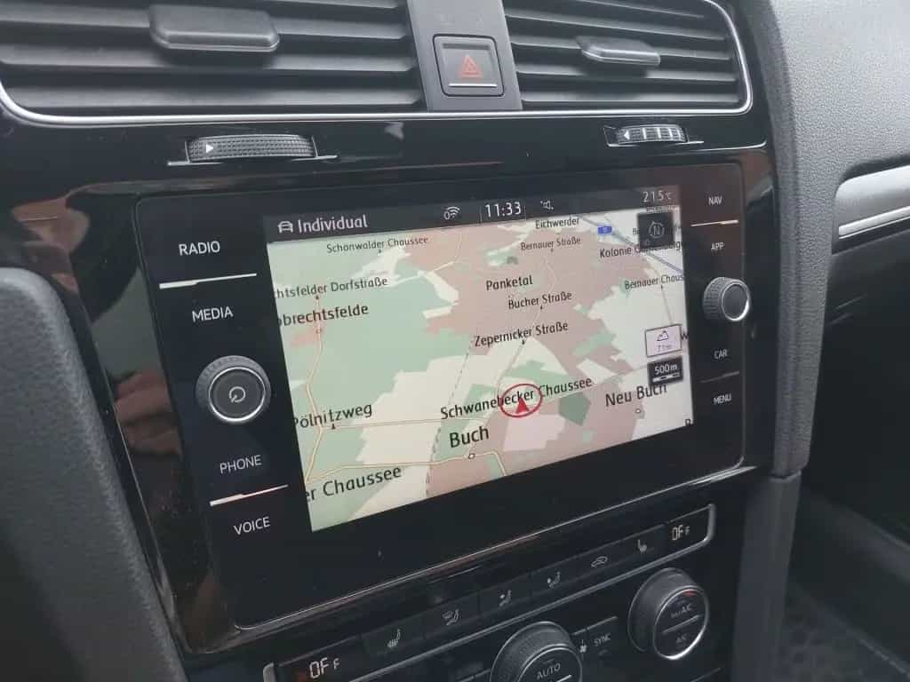 Volkswagen Golf GTI DSG PANO Leder REMUS MAM Felgen SHZ PDC 05/2017-photo-12