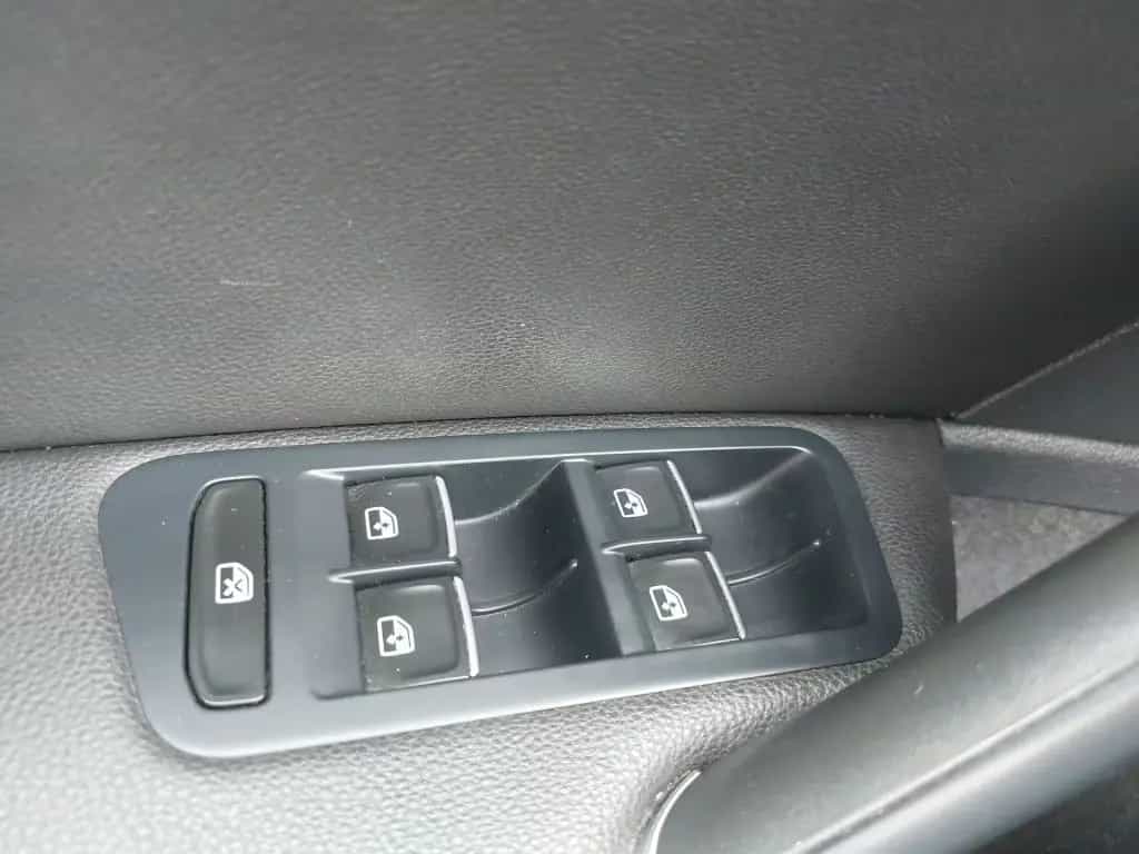 Volkswagen Golf GTI DSG PANO Leder REMUS MAM Felgen SHZ PDC 05/2017-photo-21