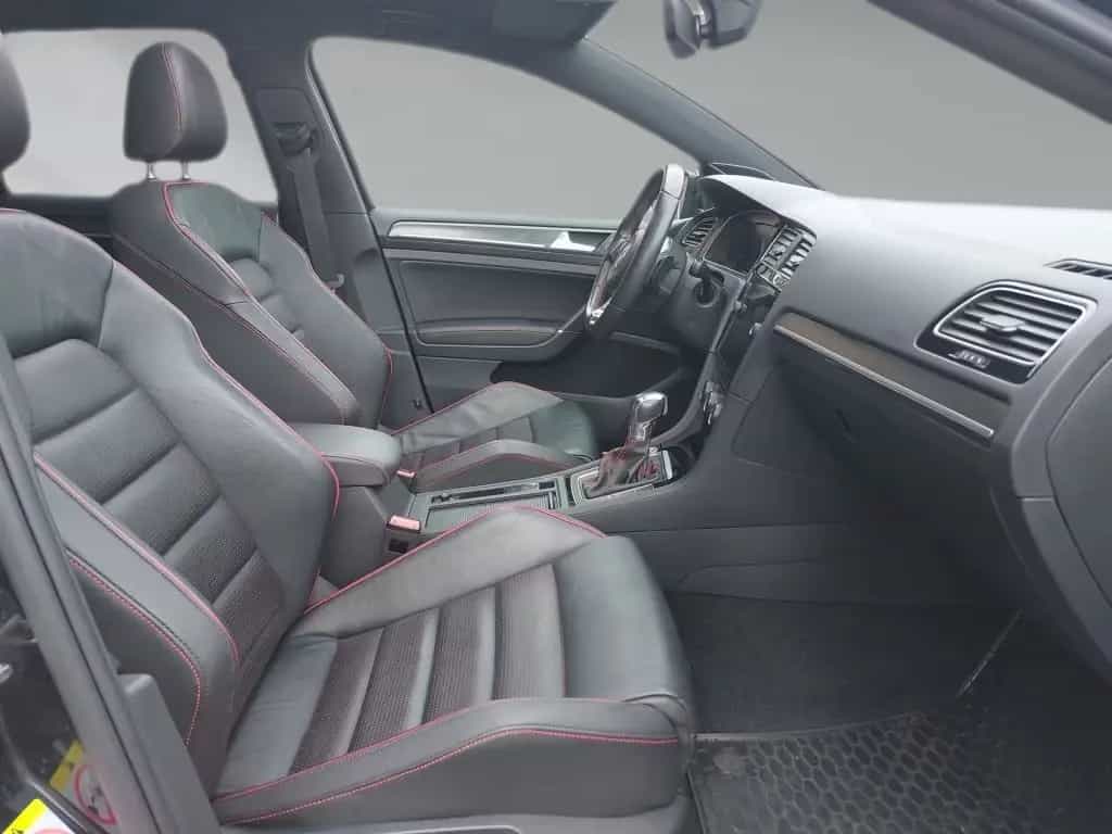 Volkswagen Golf GTI DSG PANO Leder REMUS MAM Felgen SHZ PDC 05/2017-photo-3