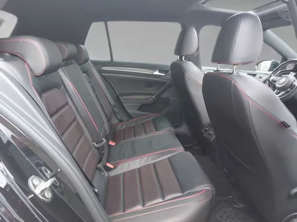 Volkswagen Golf GTI DSG PANO Leder REMUS MAM Felgen SHZ PDC 05/2017-photo-4
