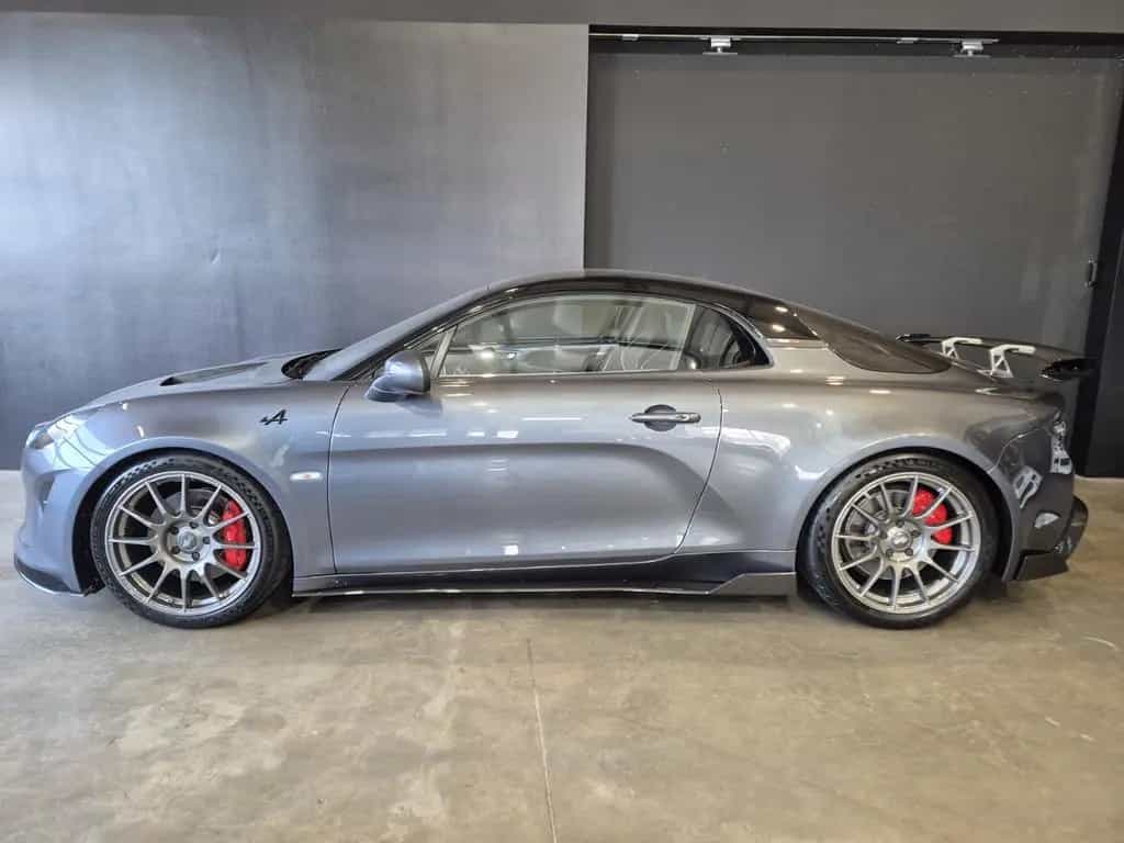 Alpine A110 R FULL-PPF/CARBON-FELGEN/FOCAL/SONDERLACK/ 03/2024-photo-1