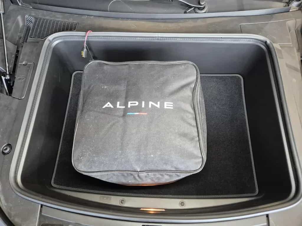 Alpine A110 R FULL-PPF/CARBON-FELGEN/FOCAL/SONDERLACK/ 03/2024-photo-17