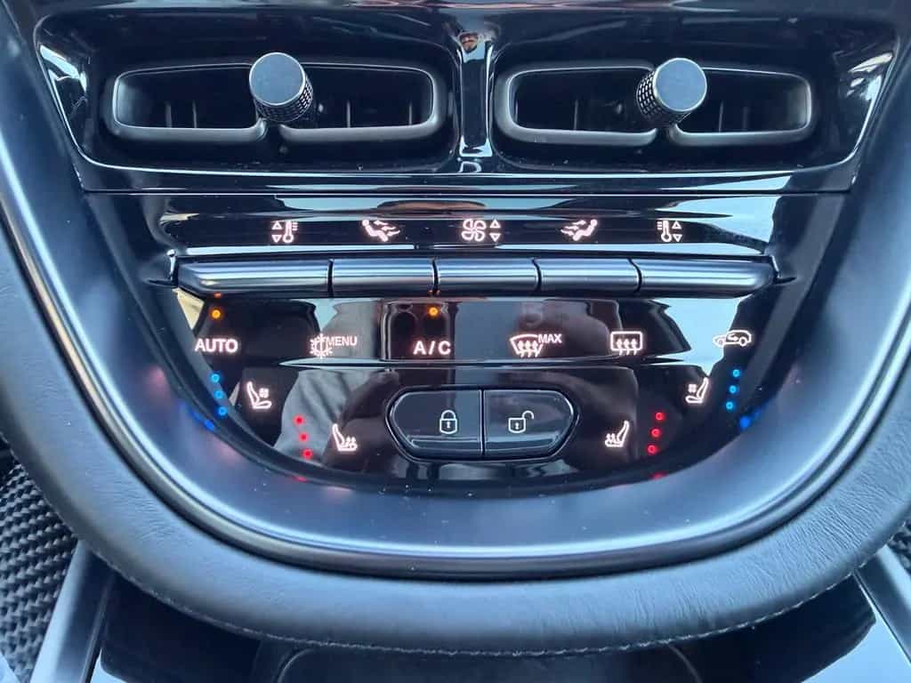 Aston Martin DBX 4.0 V8 *1.HD+CARBON+22ZOLL+PANO+CHINA GREY* 05/2022-photo-36