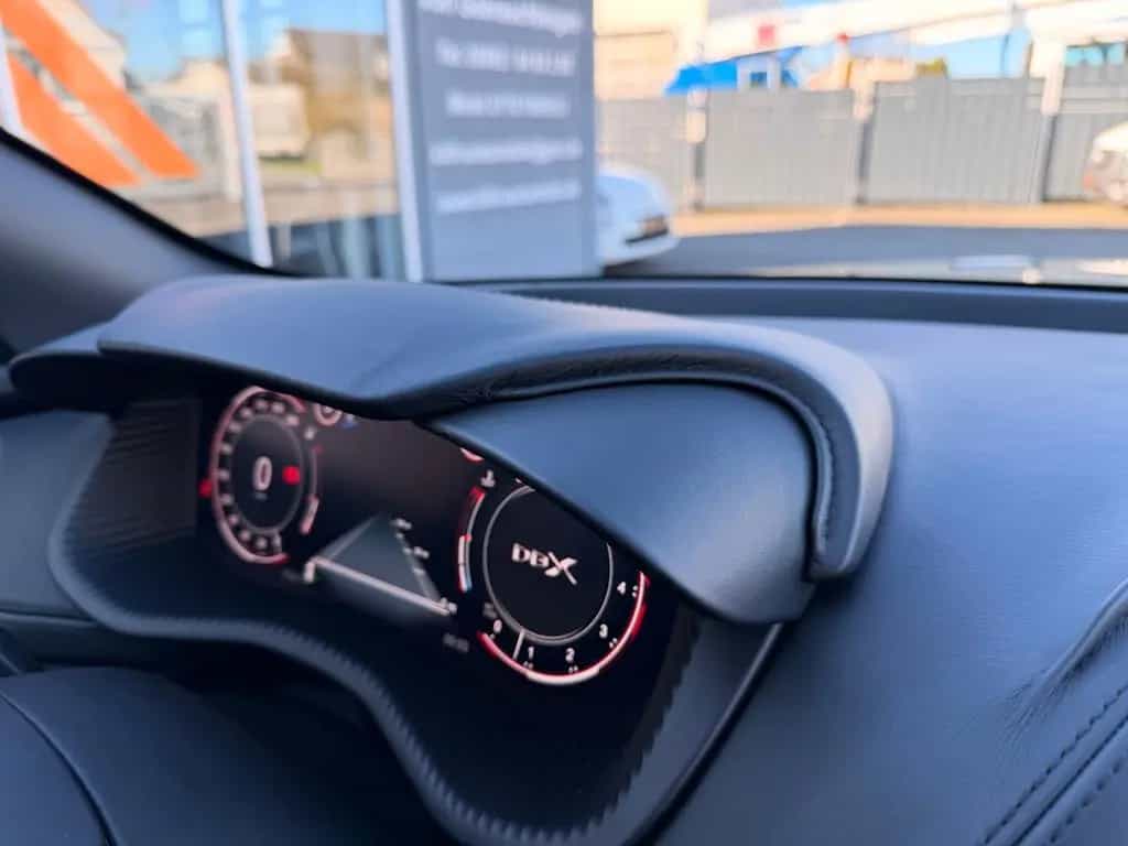 Aston Martin DBX 4.0 V8 *1.HD+CARBON+22ZOLL+PANO+CHINA GREY* 05/2022-photo-42