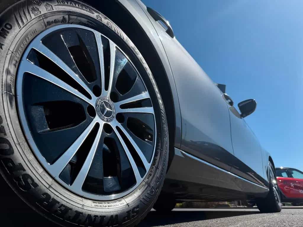 Mercedes-Benz E-Class 200 Avantgarde+RFK+Multibeam+Ambiente+ 03/2017-photo-4