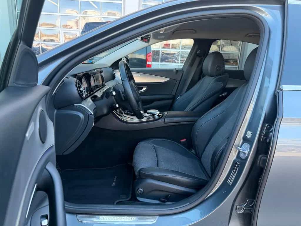 Mercedes-Benz E-Class 200 Avantgarde+RFK+Multibeam+Ambiente+ 03/2017-photo-9